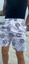Load image into Gallery viewer, ES TIME Clock 5 inch seam white shorts
